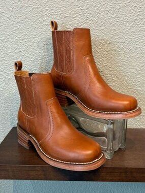 Frye Campus Chelsea Boot Saddle